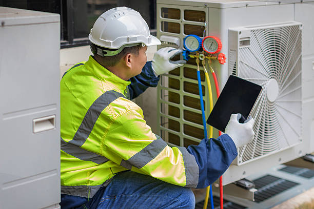 Professional Hvac technician working in Valdese, NC